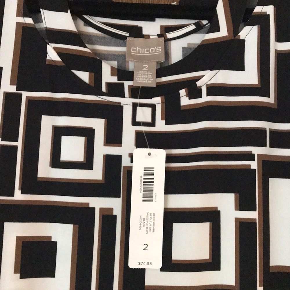 Dress - Picture 3 of 3